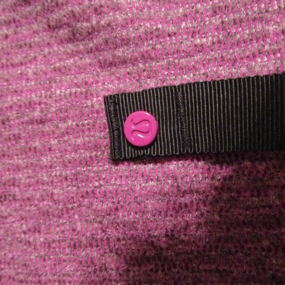 Lululemon infinity scarf like new condition purplish striped still has rip tag - Picture 3 of 5